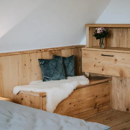 Blumbauernhof Farm stay Gutach