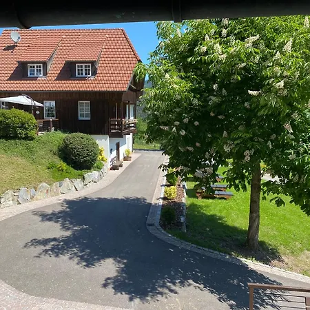 Blumbauernhof * Gutach