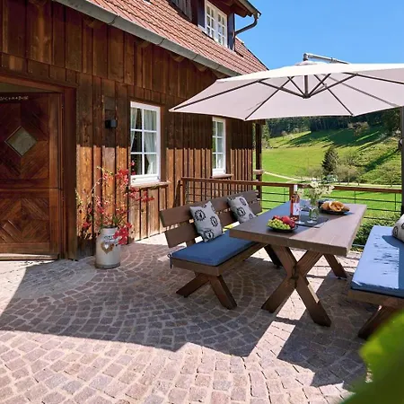 Blumbauernhof Farm stay Gutach
